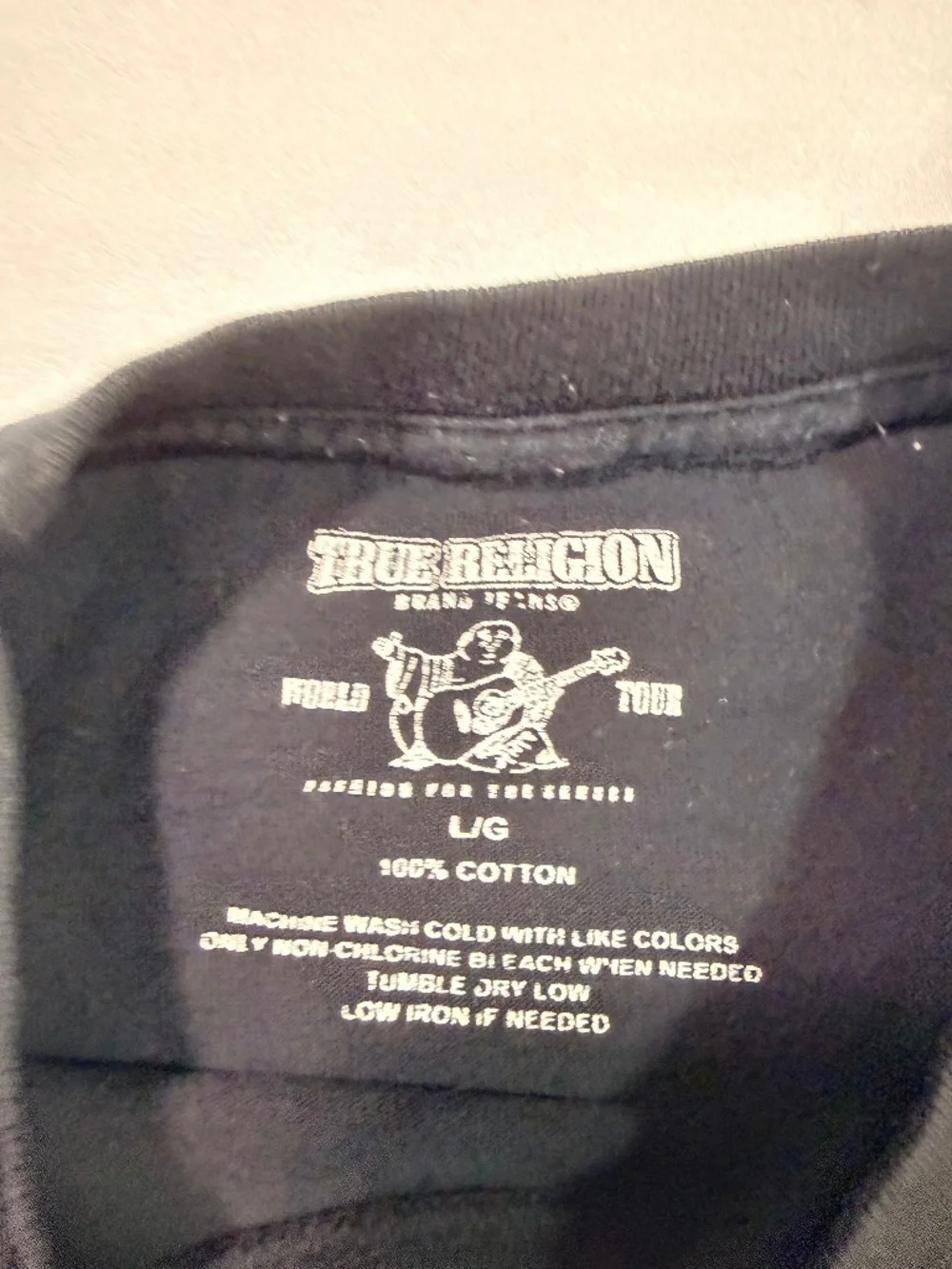 True Religion Brand Jeans Men’s Black Graphic T-Shirt Size L 100% Cotton